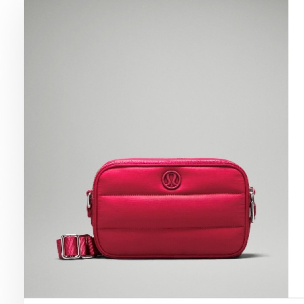 lululemon athletica Wunder Puff Crossbody Camera Bag